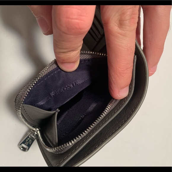 Lacoste Gray bifold wallet with zipper pocket - Picture 7 of 9